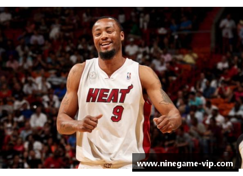 篮球新秀刘易斯：青春的闪耀与梦想的启航